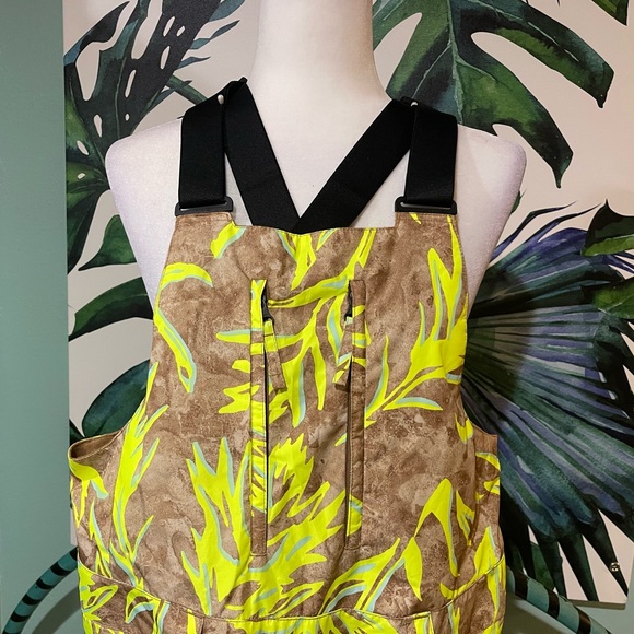 ❄️The North Face Vibrant Yellow and Brown Insulated Snowboarding Bib Overalls🗻 - Picture 2 of 16